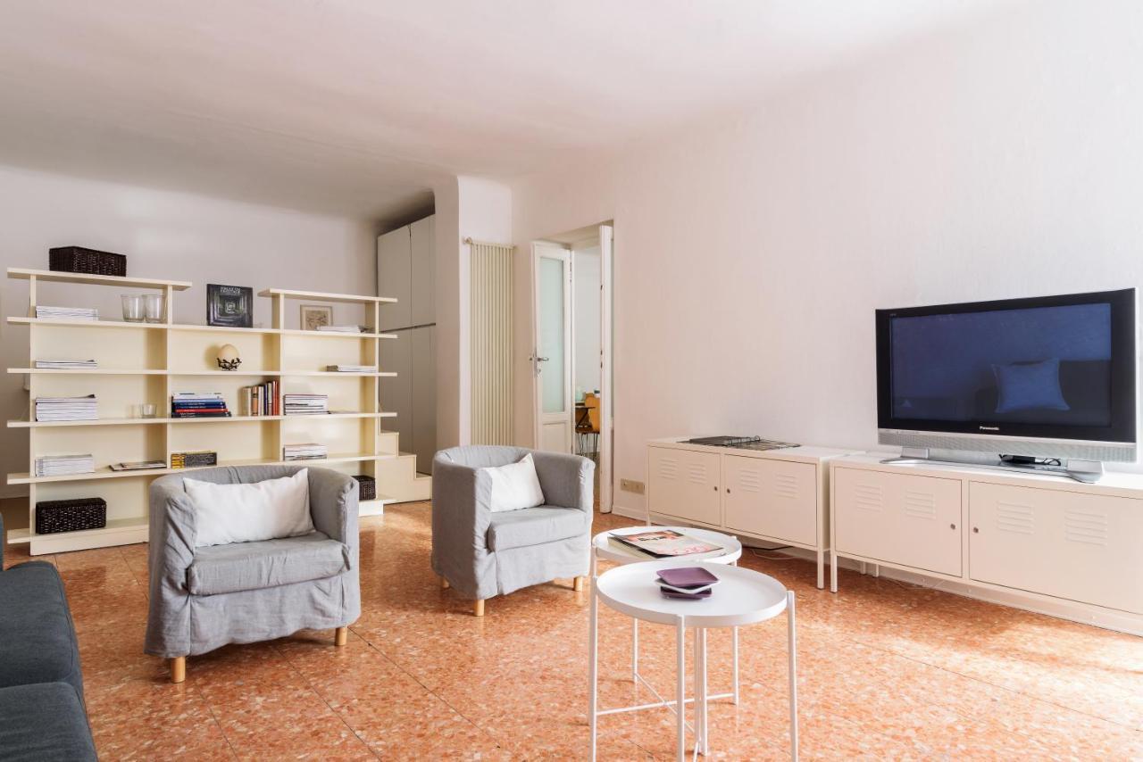 Siri Master Guest Apartment Milánó Kültér fotó